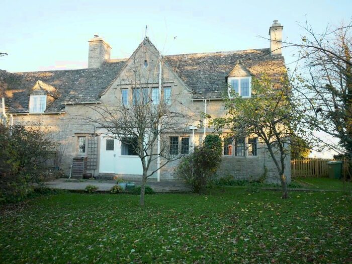 3 Bedroom Semi-Detached House To Rent In Miserden, GL6