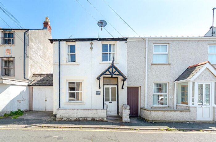 2 Bedroom End Of Terrace House For Sale In James Street, Llandudno, Conwy, LL30