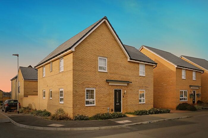 4 Bedroom Detached House For Sale In Cordwainer Road, Godmanchester, Huntingdon, PE29