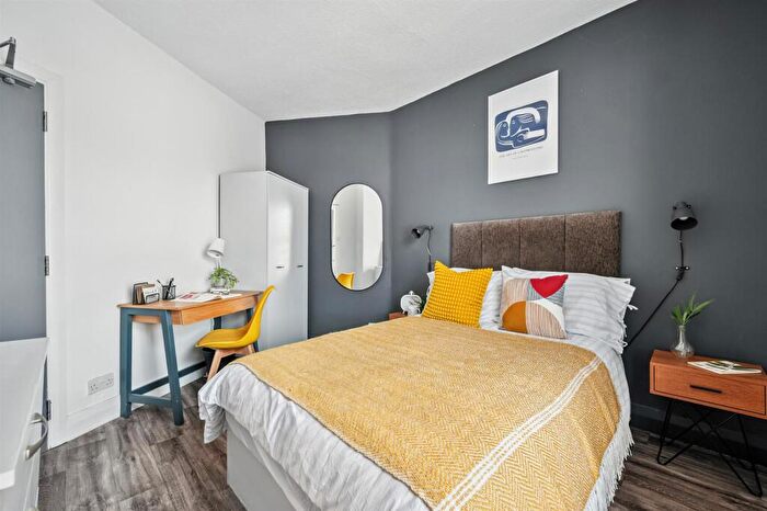 4 Bedroom Terraced House To Rent In Windmill Hill Lane, , Derby - Students /, DE22