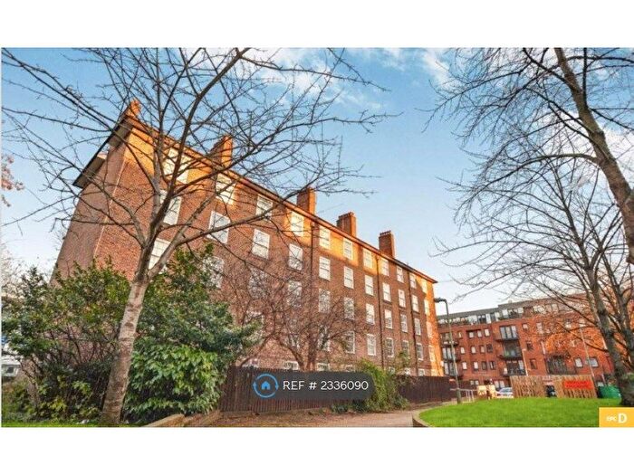 2 Bedroom Flat To Rent In Ascalon House, Battersea, SW8
