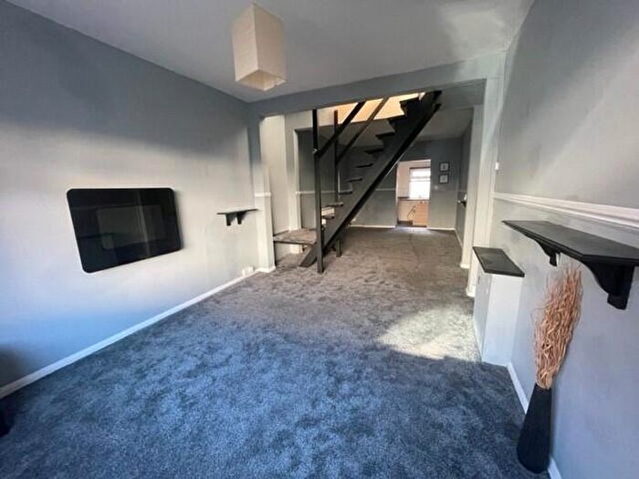 2 Bedroom House To Rent In Shakespeare Street, Lincoln, LN5