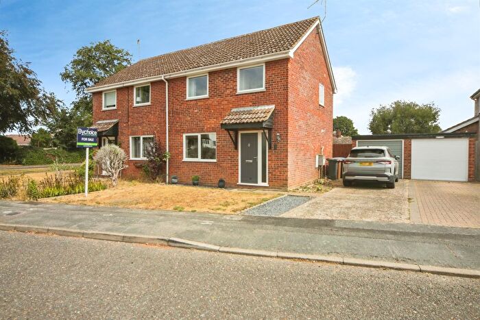 3 Bedroom Semi Detached House For Sale In Birch Road, Thurston, Bury St. Edmunds, IP31