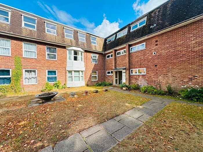 2 Bedroom Flat To Rent In Spring Road, Southampton, SO19