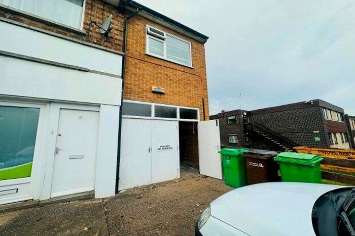 Property To Rent In Lambourne Drive, Nottingham, NG8