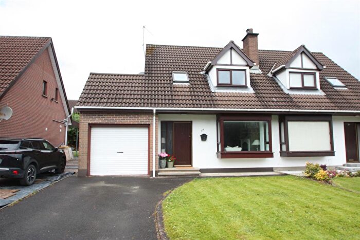 3 Bedroom Semi-Detached Bungalow To Rent In Meadowvale, Saintfield, Ballynahinch, BT24