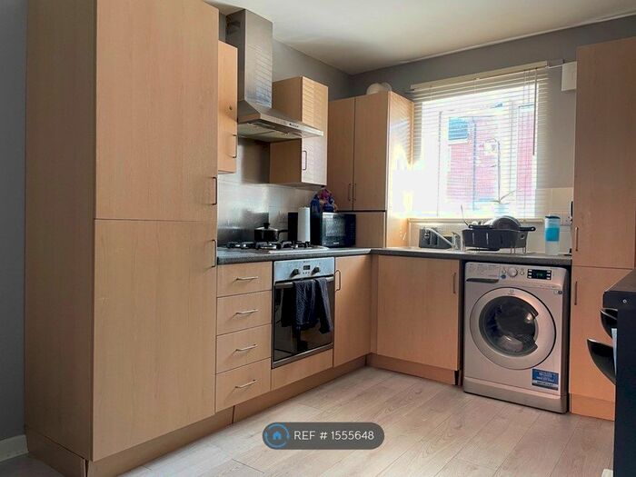 1 Bedroom Flat To Rent In Morris Road, Dunstable, LU6