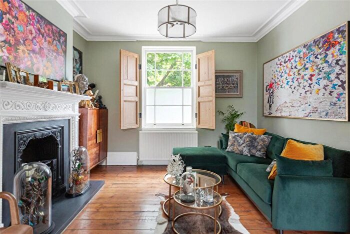 4 Bedroom House For Sale In Camberwell New Road, London, SE5