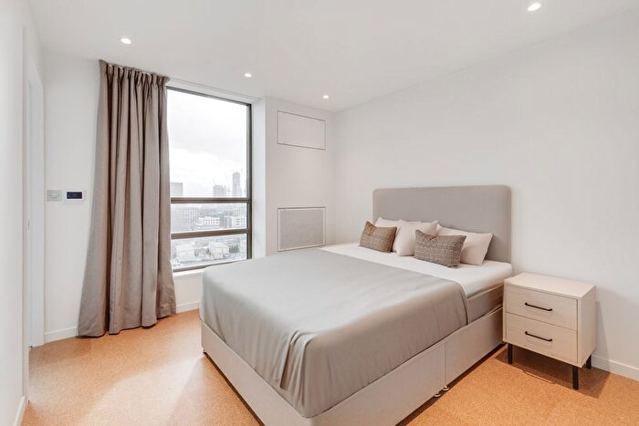 1 Bedroom Flat To Rent In St. Leonards Road, London, E14