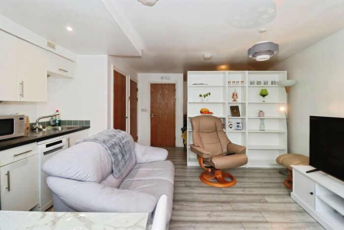 Studio To Rent In Two Mile Hill Road, Bristol, BS15