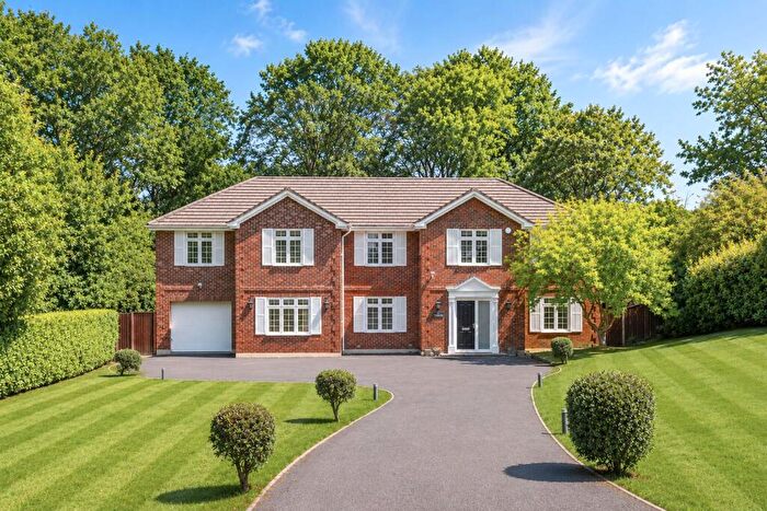 5 Bedroom Detached House To Rent In Ruxley Ridge, Claygate, KT10