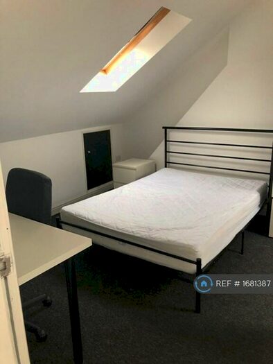 5 Bedroom Terraced House To Rent In Clarendon Park Road, Leicester, LE2