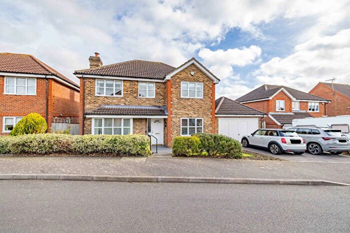 4 Bedroom Detached House For Sale In Mount View, Ashford, Kent, TN25