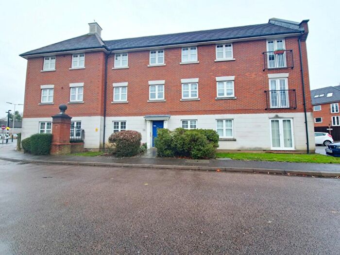 2 Bedroom Apartment To Rent In North Street, Hornchurch, RM11