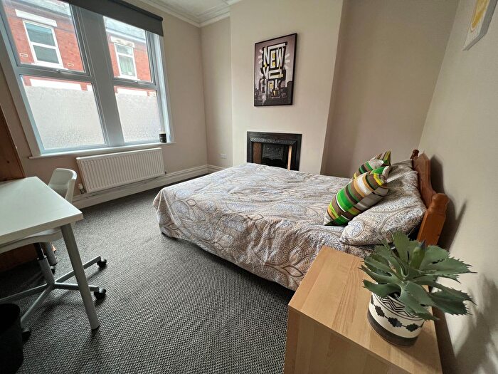 4 Bedroom Terraced House For Sale In Stanley Street, Derby, DE22