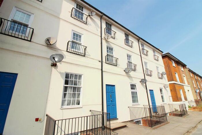 1 Bedroom Flat To Rent In Caversham Road, Reading, Berkshire, RG1