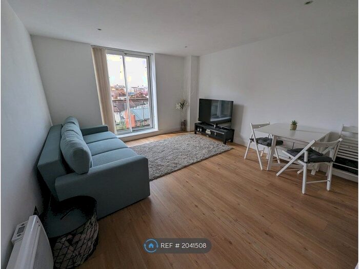 2 Bedroom Flat To Rent In Cymric Buildings, Cardiff, CF10