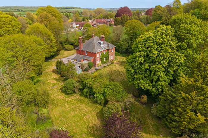 4 Bedroom Detached House For Sale In Scrubbs Lane, Bishops Sutton, Alresford, SO24