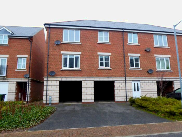 2 Bedroom Flat To Rent In Vincent Close, Great Yarmouth NR31