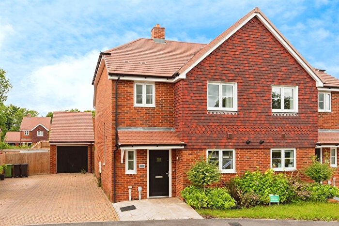 3 Bedroom Semi-Detached House For Sale In The Willows, Horam, Heathfield, TN21