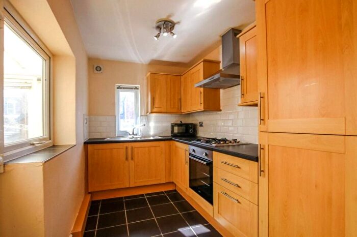 1 Bedroom Flat To Rent In Tiller Road, Canary Wharf, London, E14