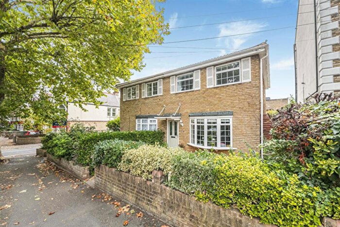 3 Bedroom Semi-Detached House For Sale In St Barnabas Road, Sutton, SM1