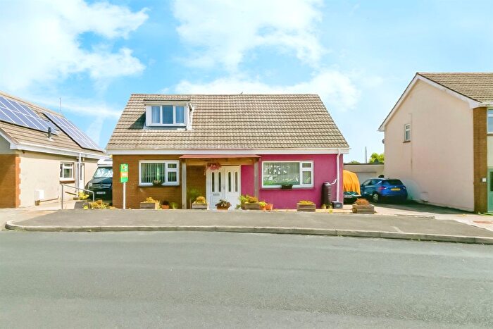 3 Bedroom Detached Bungalow For Sale In Tathan Crescent, St. Athan, Barry, CF62