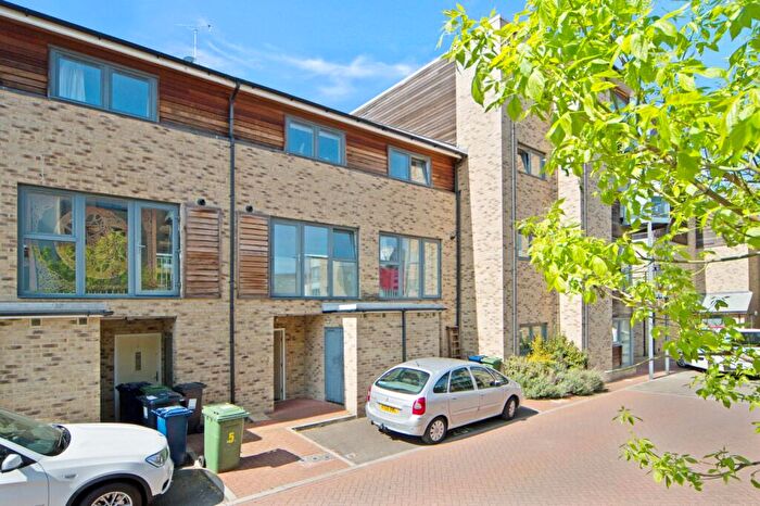 2 Bedroom Terraced House To Rent In Scholars Walk, Cambridge, CB4