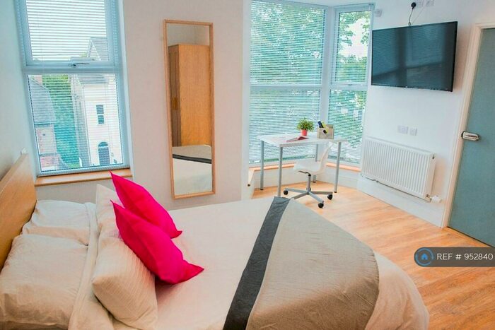 7 Bedroom Terraced House To Rent In Bryn Road, Brynmill, Swansea, SA2