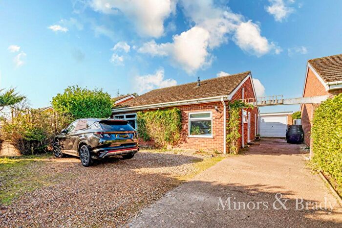 3 Bedroom Detached Bungalow For Sale In Two Saints Close, Hoveton, NR12