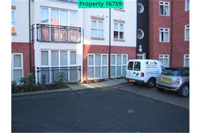 2 Bedroom Flat To Rent In Honeywell Close, Oadby, Leicester, LE2