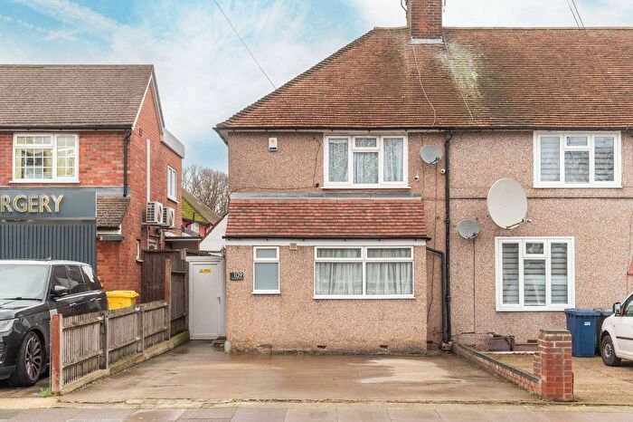 2 Bedroom End Terrace House For Sale In Deansbrook Road, Edgware, HA8