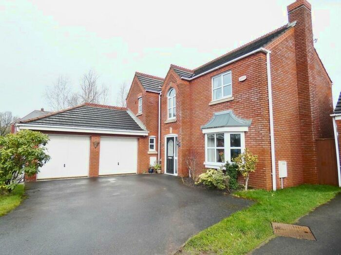 4 Bedroom Detached House To Rent In Ladybank Avenue, Preston, PR2