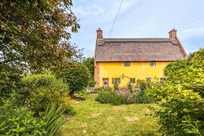 2 Bedroom Cottage For Sale In Characterful Semi-Detached Cottage In Edingthorpe, NR28