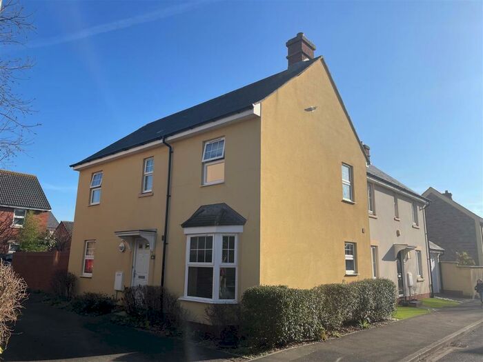 4 Bedroom Detached House To Rent In Phoenix Way, Portishead, Bristol, BS20