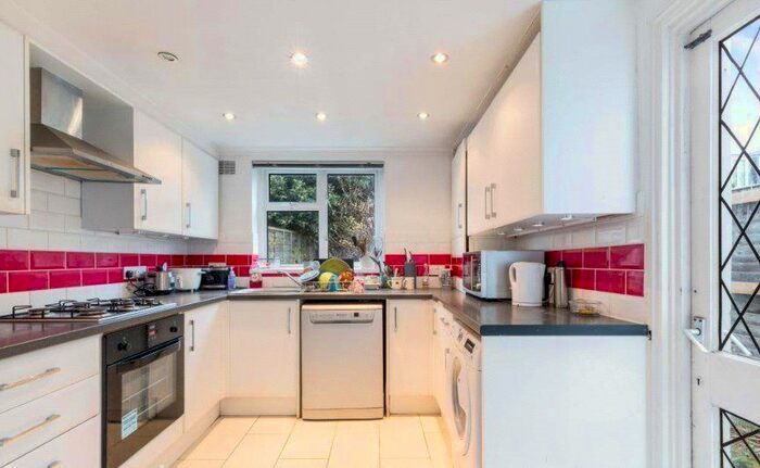 3 Bedroom Terraced House To Rent In Blackshaw Road, London, SW17