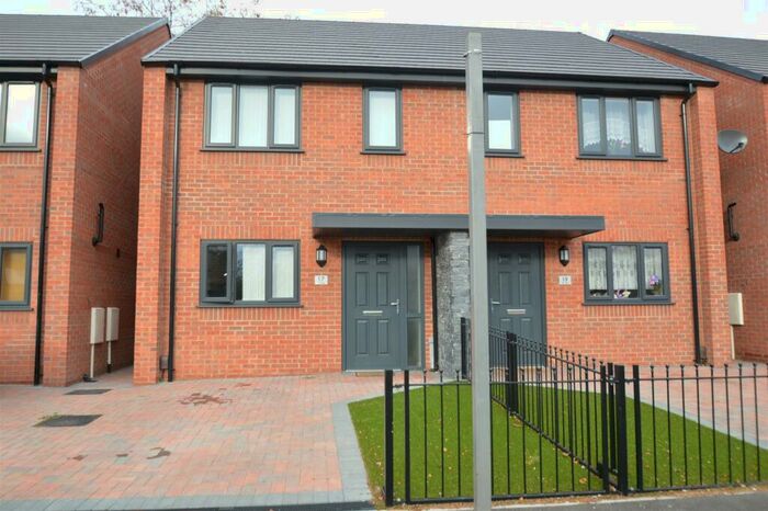 3 Bedroom Semi-Detached House To Rent In Piccadilly, , Nottingham, NG6