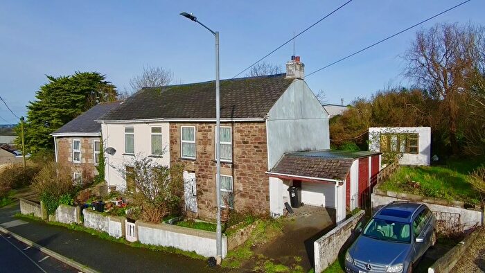 3 Bedroom End Terrace House For Sale In Drump Road, Redruth, Cornwall, TR15