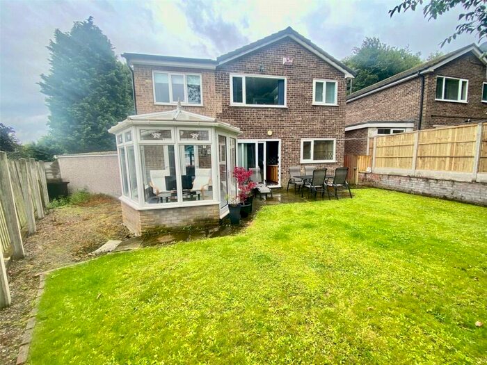 4 Bedroom Detached House To Rent In Leeds, West Yorkshire, LS15