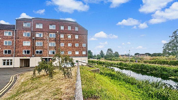 1 Bedroom Apartment For Sale In The Old Mill, Princess Street, Lincoln, LN5