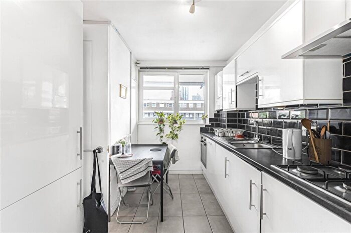 4 Bedroom Apartment To Rent In Chart Street, London, N1