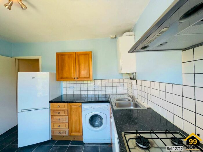 2 Bedroom Flat To Rent In Keslake Road, London, NW6