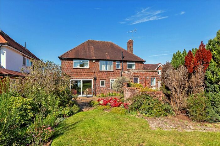 4 Bedroom Detached House For Sale In Vine Avenue, Sevenoaks, Kent, TN13