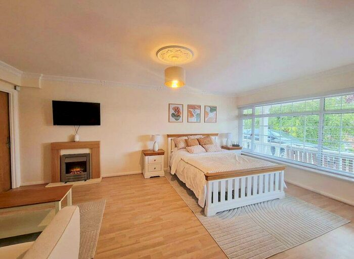 1 Bedroom Apartment To Rent In Silverthorn Drive, Hemel Hempstead, HP3