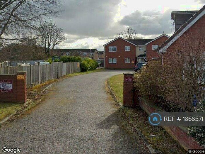 2 Bedroom Flat To Rent In Smithy Green, Formby, L37