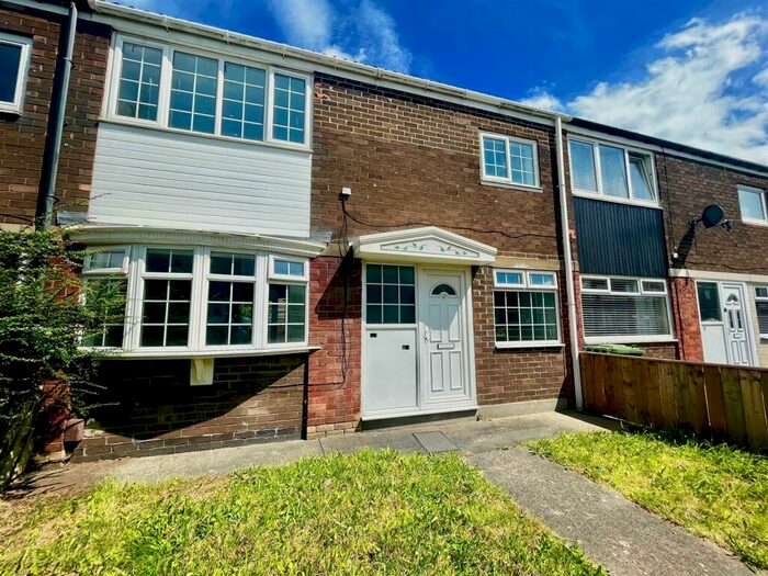 3 Bedroom Terraced House To Rent In Gibbons Walk, South Shields, NE34