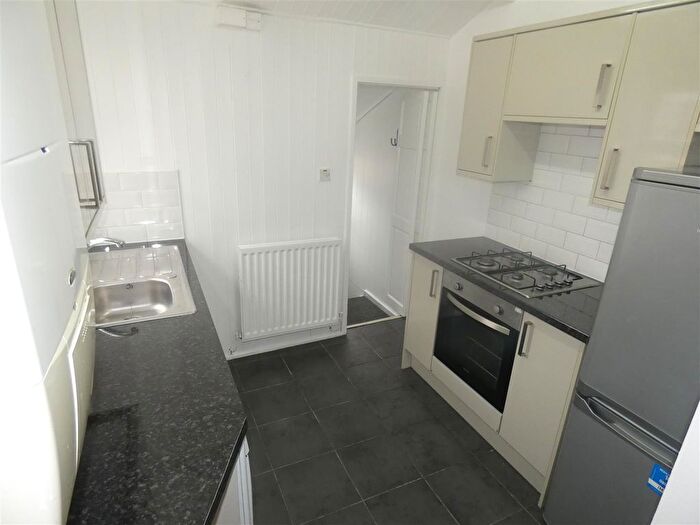 3 Bedroom Flat To Rent In Sackville Road, Heaton, NE6