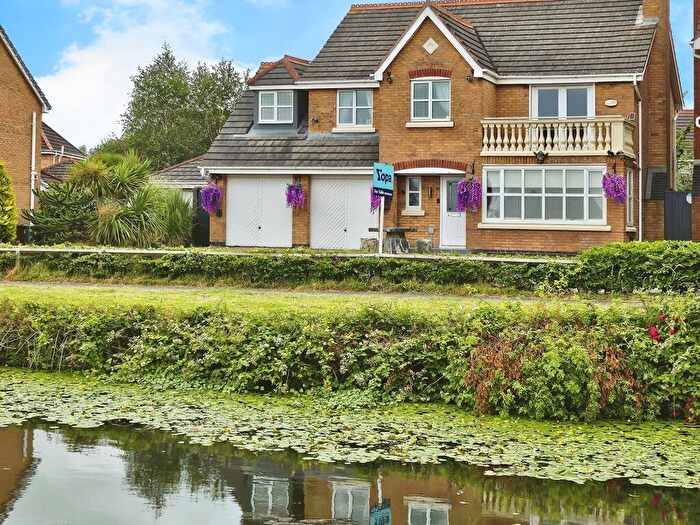 4 Bedroom Detached House For Sale In Iris Park Walk, Liverpool, L31