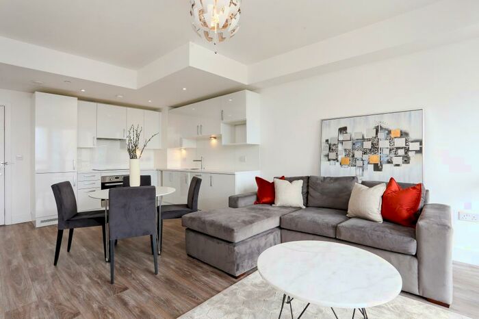 1 Bedroom Apartment To Rent In Canning Town London, E16