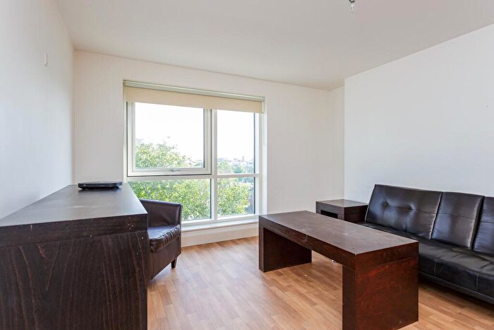 1 Bedroom Flat To Rent In Gunwharf Quays, Portsmouth, Hampshire, PO1